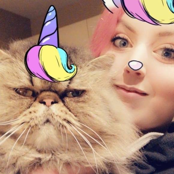 Meet your Posher, Alexandra - Picture 1 of 1